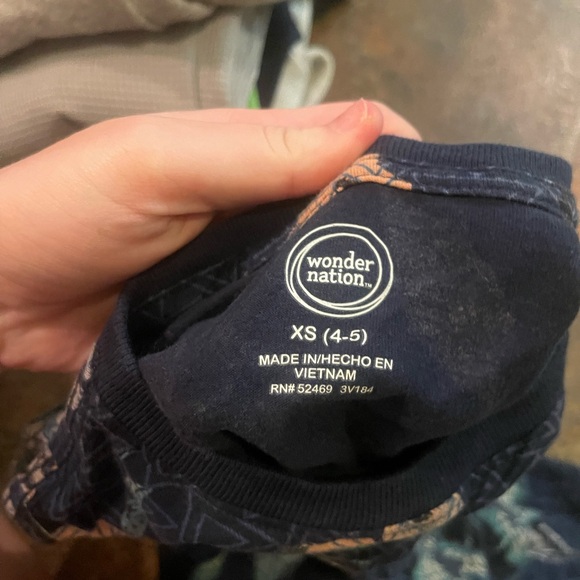 Boys shirt - Picture 2 of 2